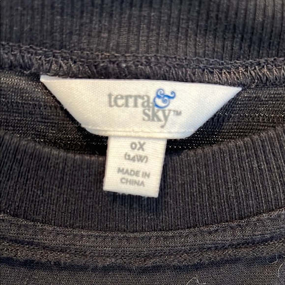 Terra & Sky Black Ribbed dress - Picture 2 of 3